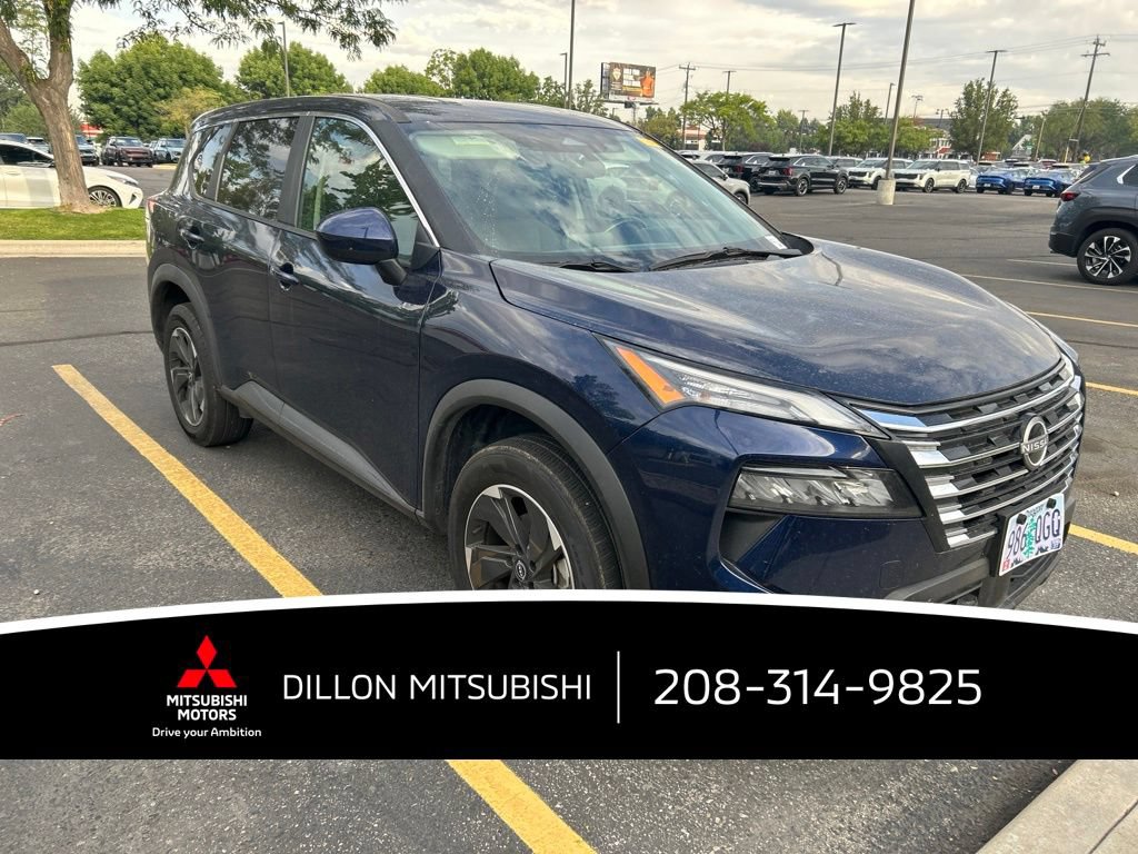 Used 2025 Nissan Rogue SV AWD/4WD image 22