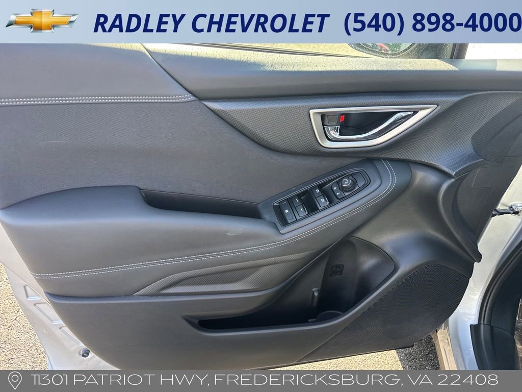 Used 2023 Subaru Forester Premium AWD/4WD image 5