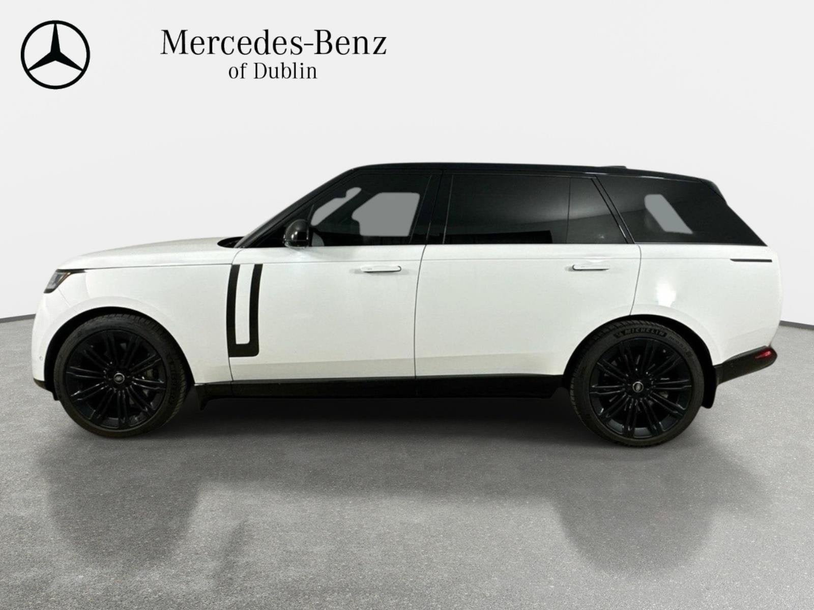 Used 2023 Land Rover Range Rover Long Wheelbase SE AWD/4WD image 5