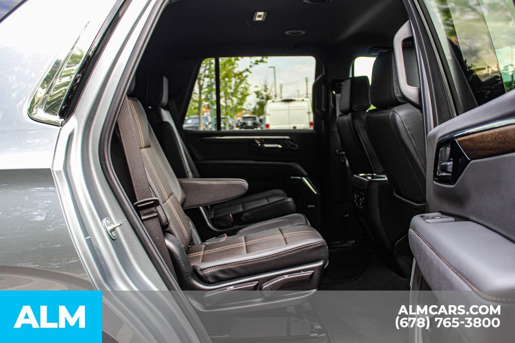 Used 2025 Chevrolet Tahoe High Country AWD/4WD image 21