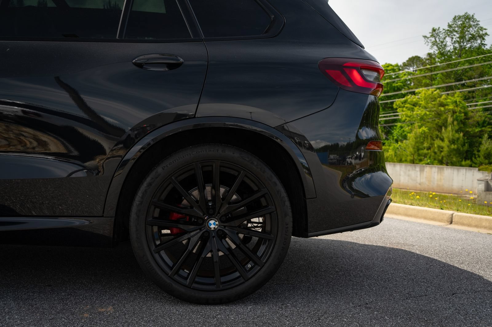 Used 2023 BMW X5 sDrive40i w/ M Sport Package RWD image 6