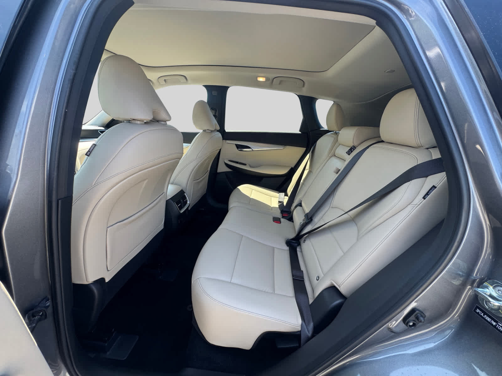 Used 2021 INFINITI QX50 Luxe w/ Cargo Package AWD/4WD image 17
