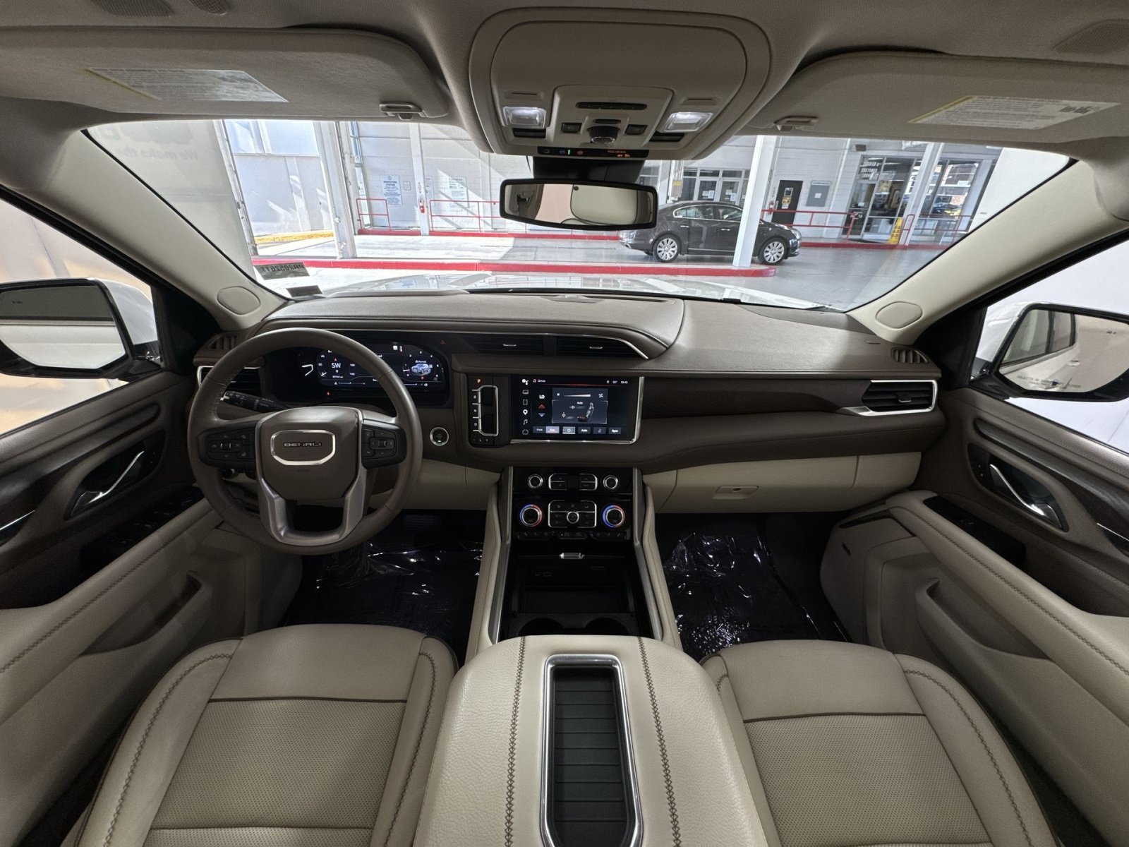 Used 2023 GMC Yukon Denali AWD/4WD image 23