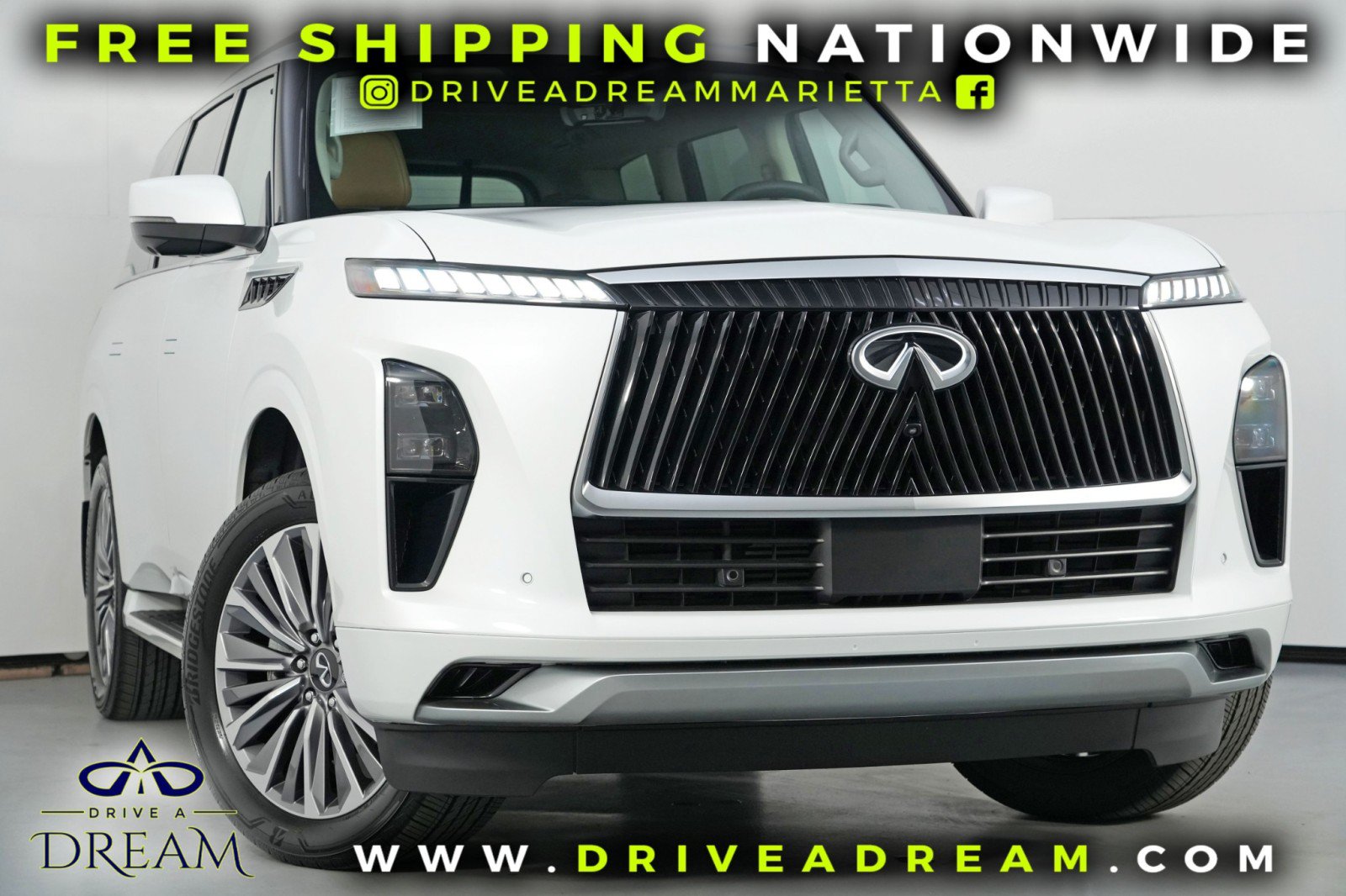 Used 2025 INFINITI QX80 Luxe w/ Cargo Package AWD/4WD image 2