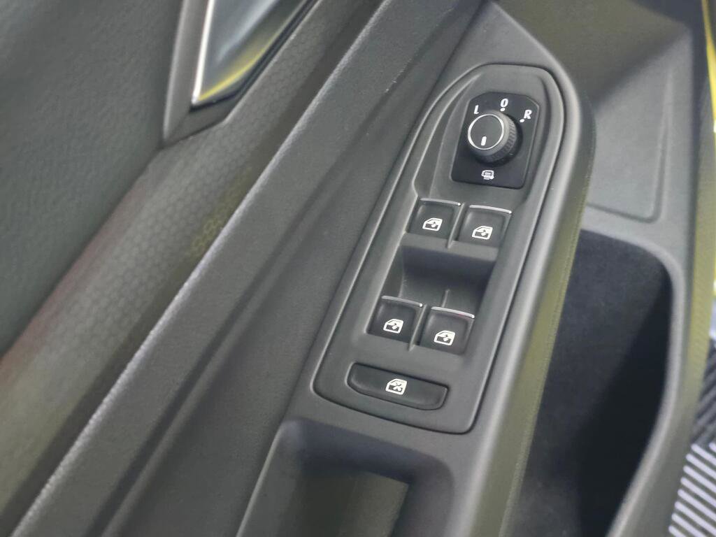 Used 2022 Volkswagen GTI Autobahn image 20