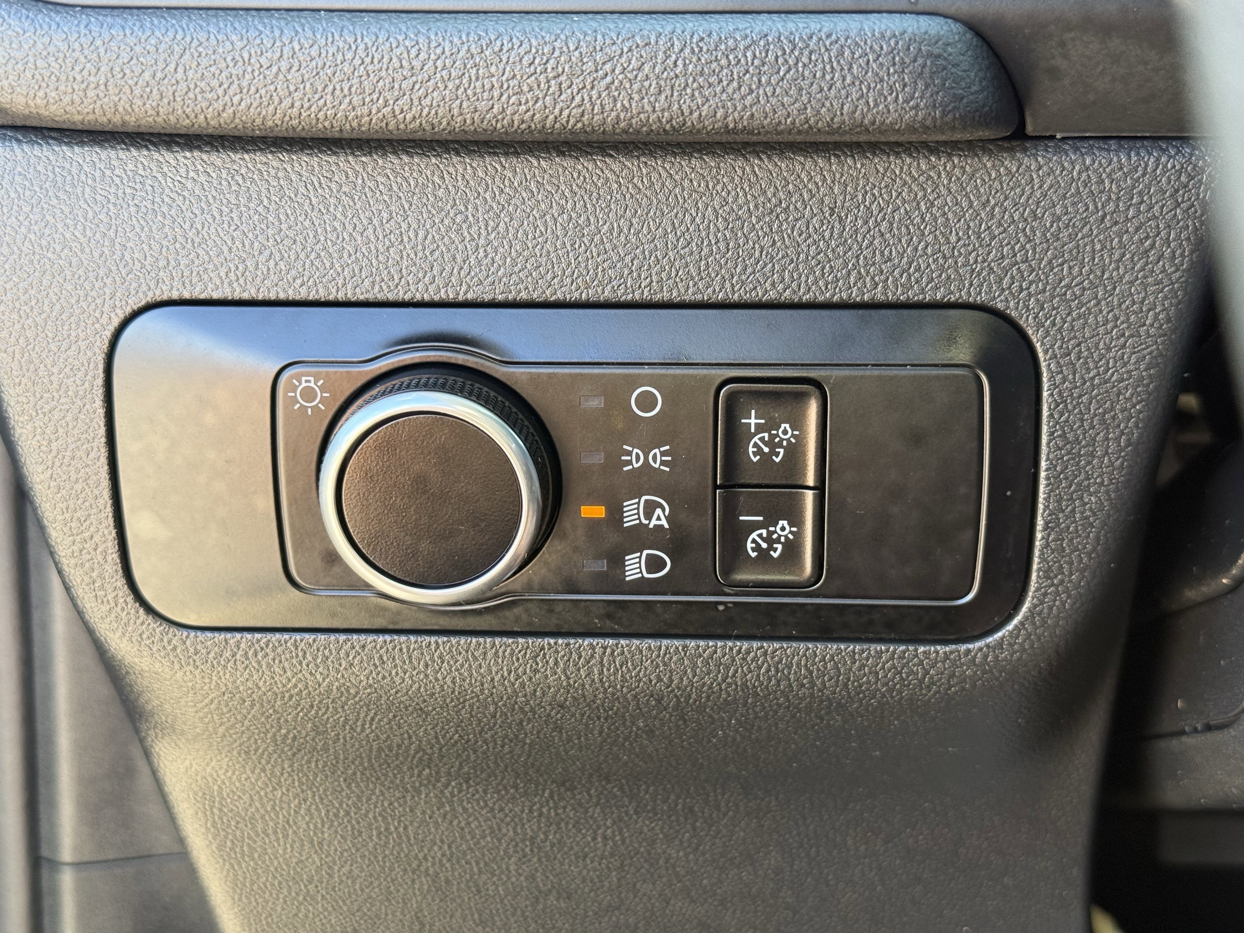 Used 2025 Ford Escape Active image 27