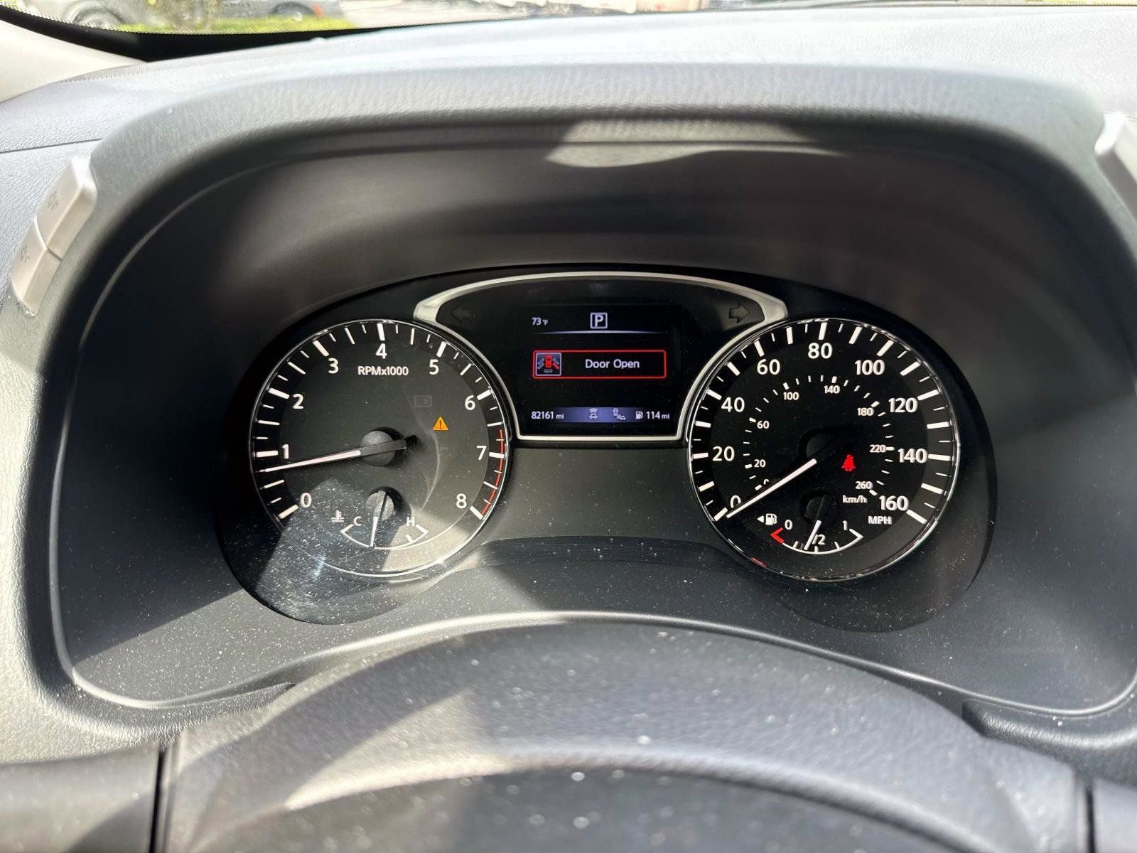 Used 2020 Nissan Pathfinder SV image 25