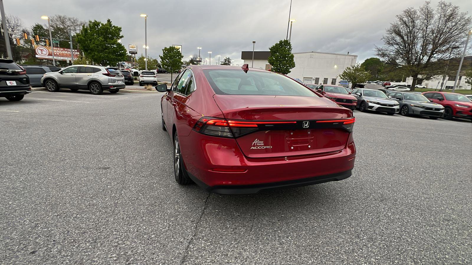 Used 2024 Honda Accord EX image 6