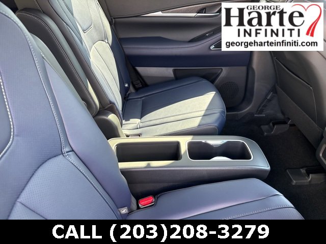 New 2026 INFINITI QX60 Luxe w/ Dark Cargo Package image 16