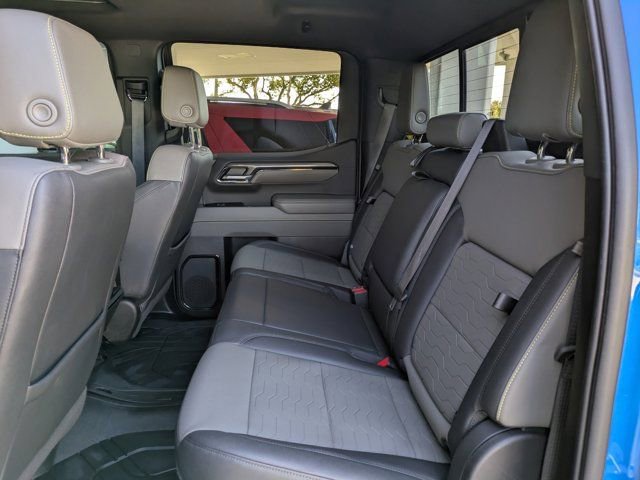 Used 2022 Chevrolet Silverado 1500 ZR2 image 20