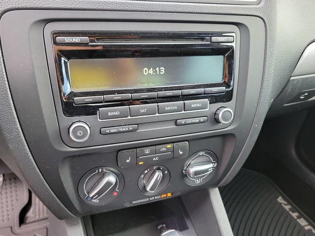 Used 2014 Volkswagen Jetta SE FWD image 29
