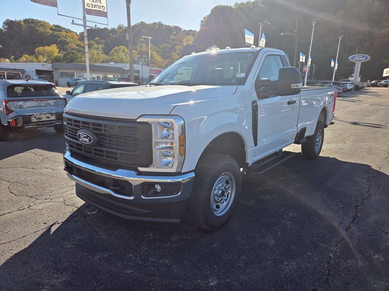 New 2027 Ford F250 XL w/ XL Chrome Package AWD/4WD image 3