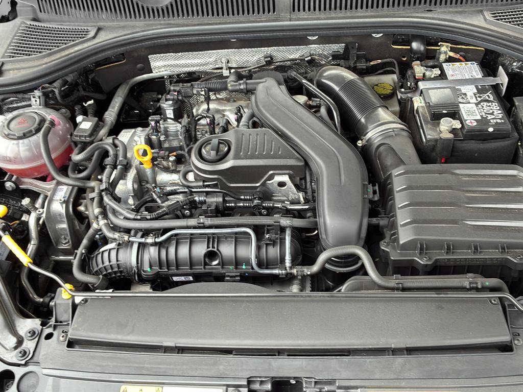 Used 2024 Volkswagen Jetta S image 31