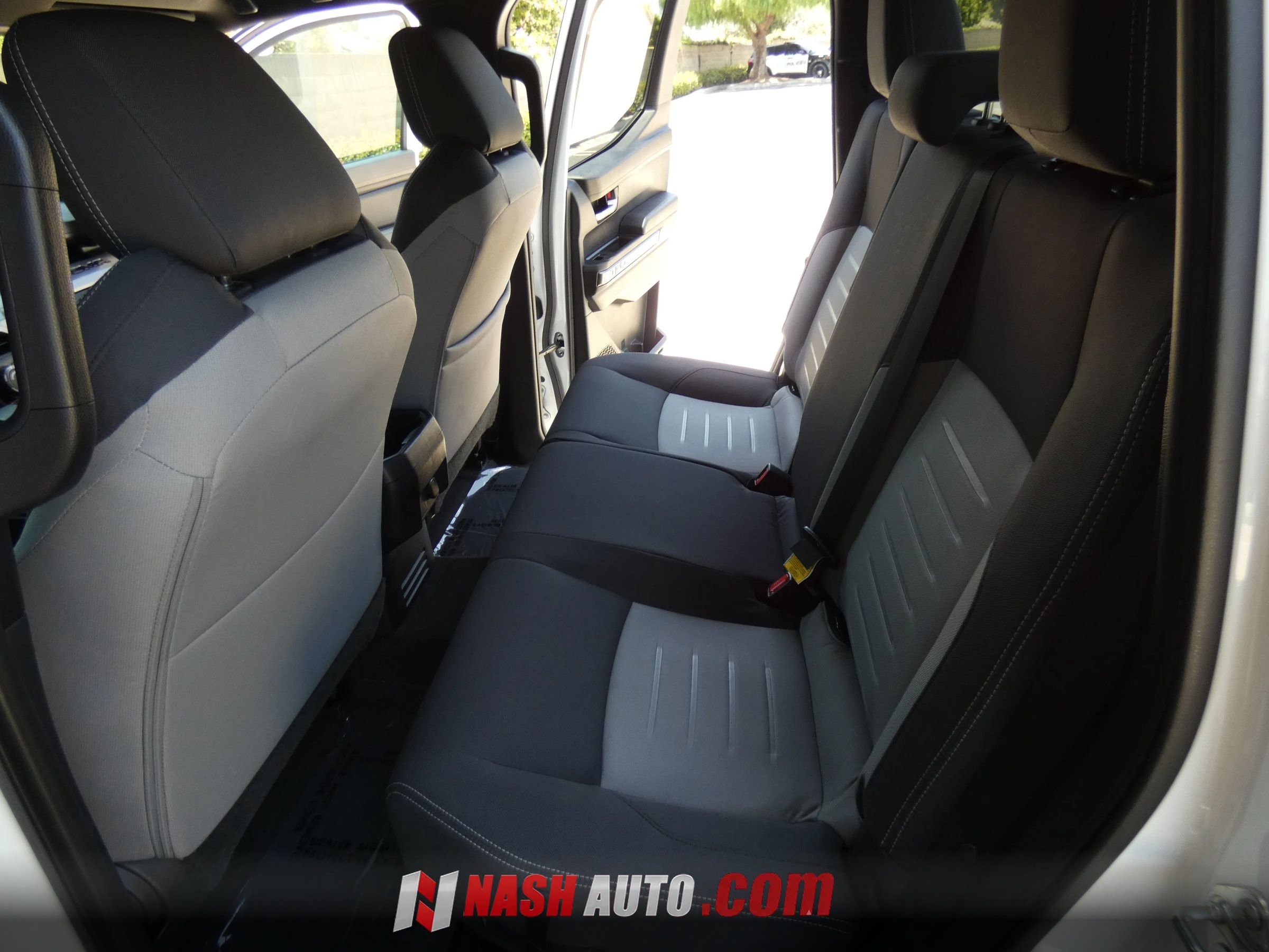 Used 2025 Toyota Tacoma TRD Sport AWD/4WD image 46
