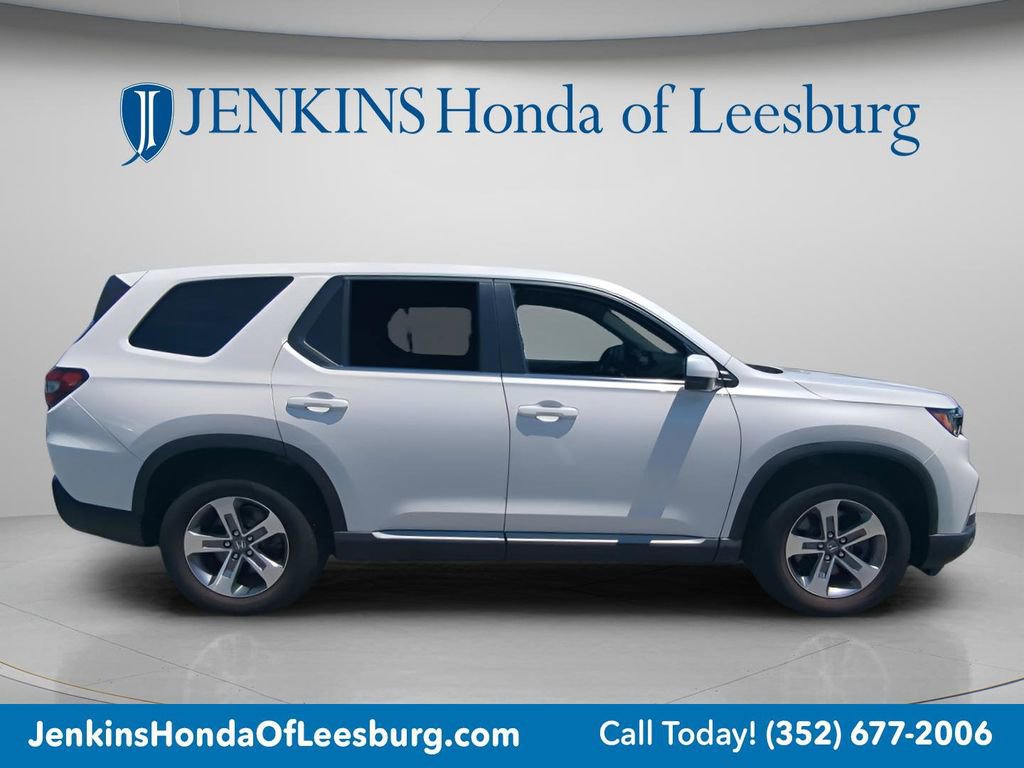 Used 2024 Honda Pilot EX-L image 3