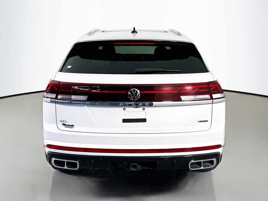 Used 2024 Volkswagen Atlas Cross Sport SEL R-Line AWD/4WD image 6