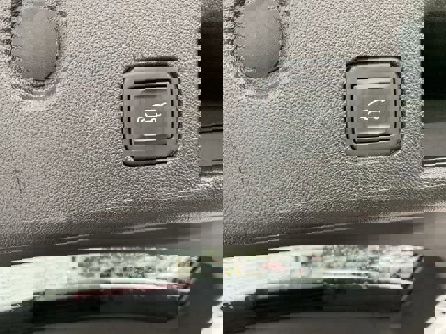 Used 2023 Chevrolet Equinox RS image 8