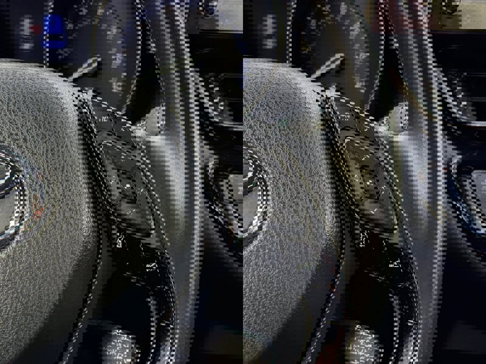 Used 2019 Toyota C-HR XLE image 17