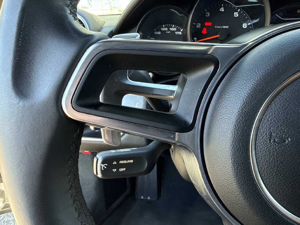 Used 2019 Porsche 718 Boxster RWD image 26