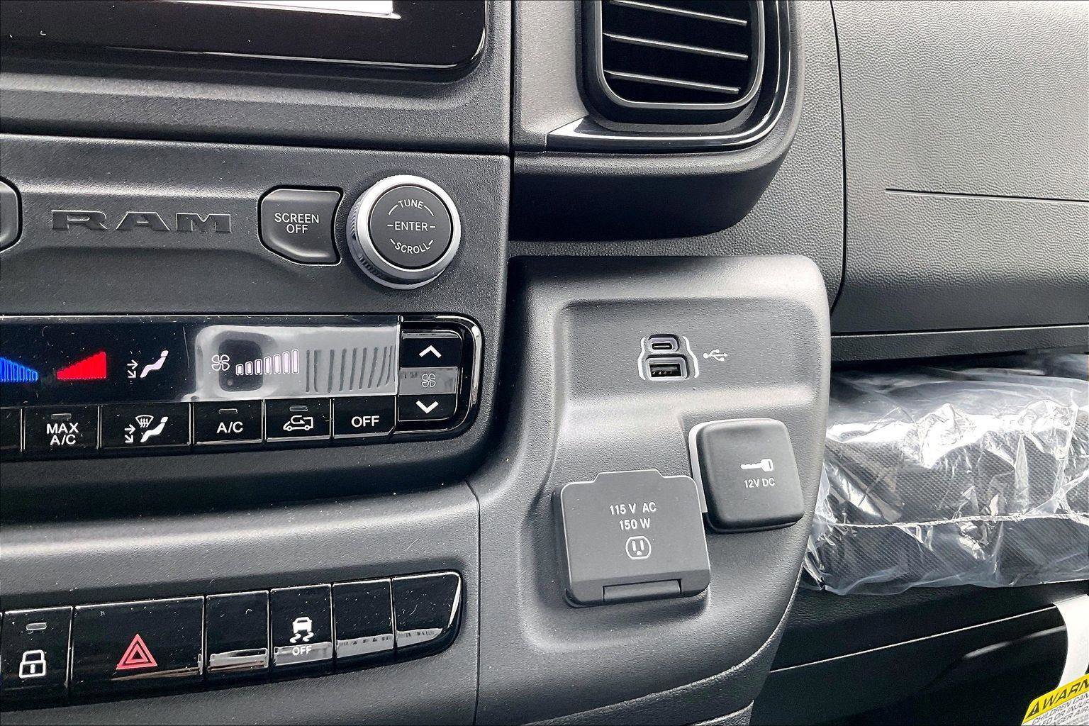 New 2025 RAM ProMaster 2500 w/ Convenience Group image 17