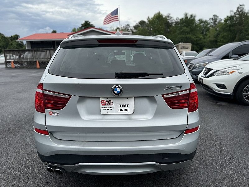 Used 2017 BMW X3 sDrive28i RWD image 8
