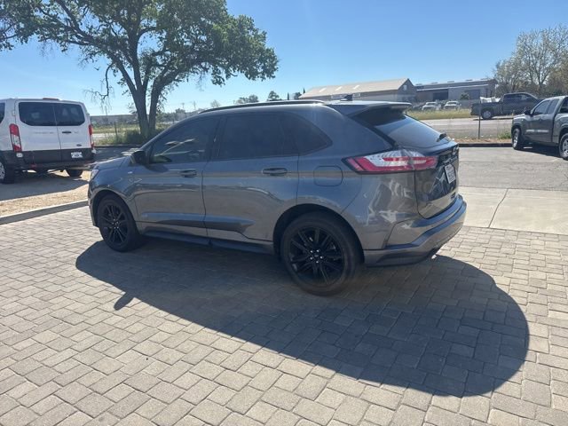 Used 2022 Ford Edge ST-Line image 3