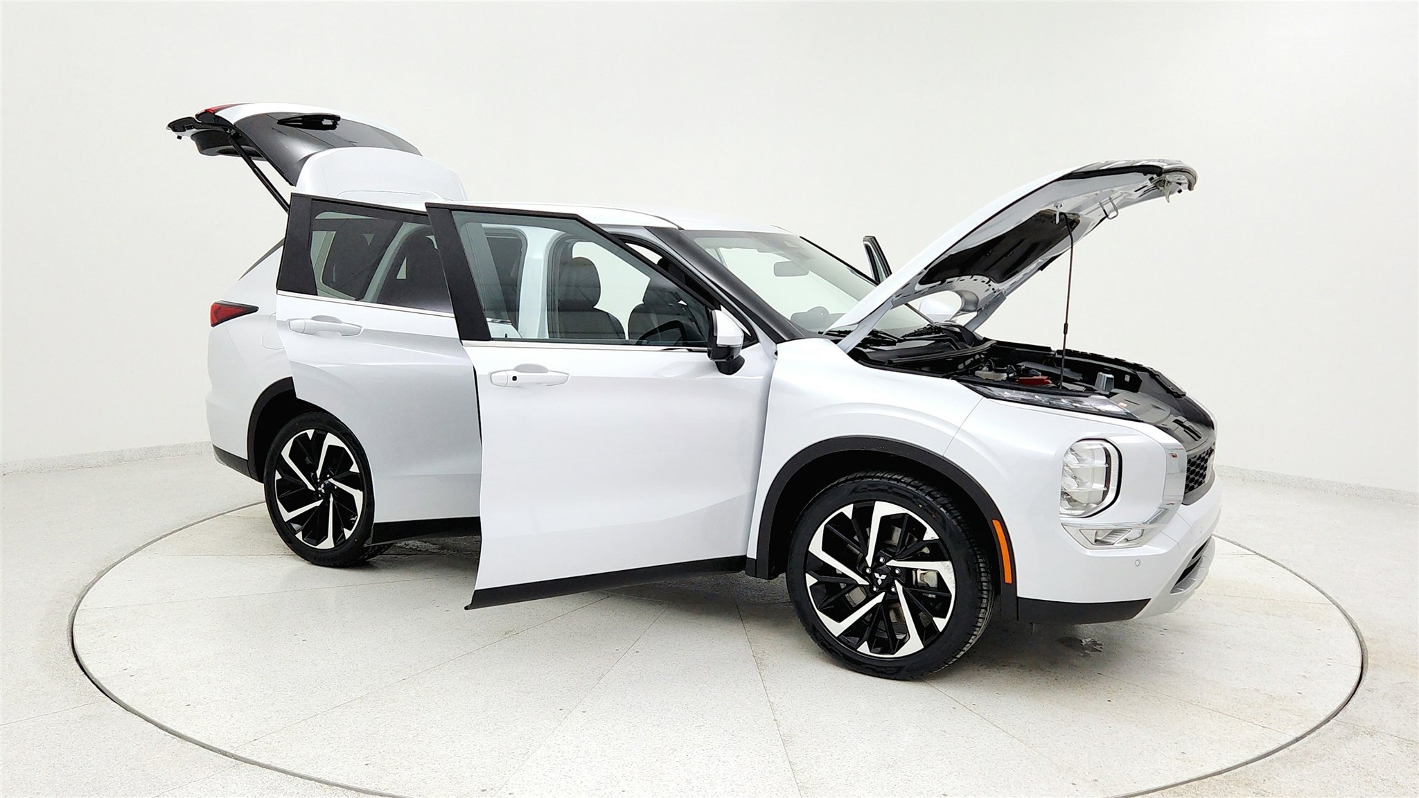 Used 2024 Mitsubishi Outlander FWD image 35