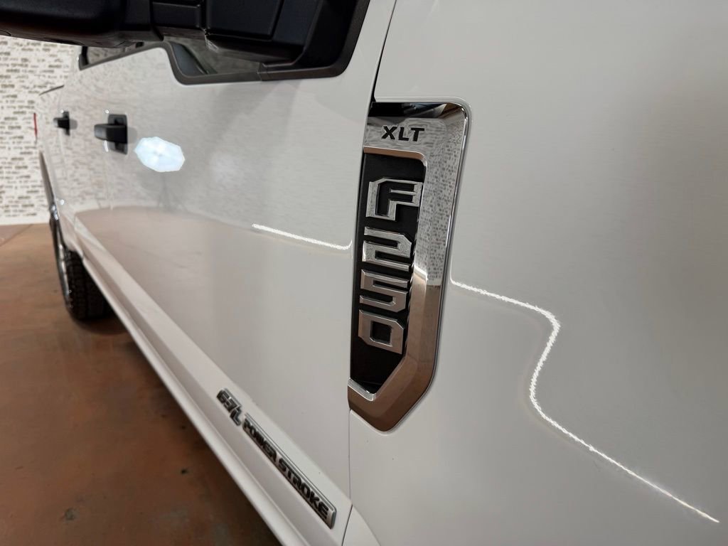 Used 2022 Ford F250 XLT w/ XLT Value Package image 9