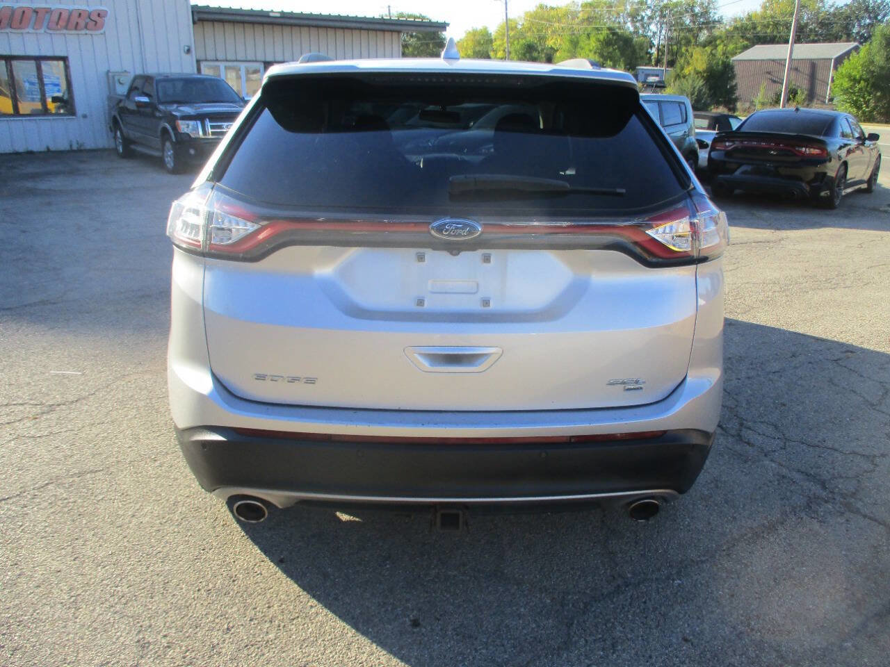 Used 2017 Ford Edge SEL w/ Class II Trailer Tow Package image 4