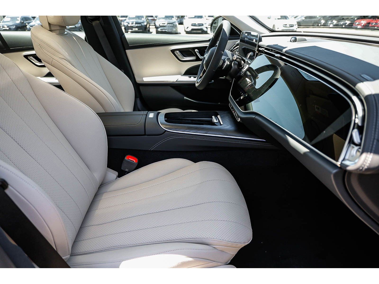 New 2026 Mercedes-Benz E 450 4MATIC Sedan image 18