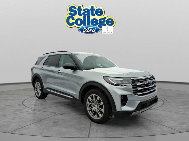 Used 2025 Ford Explorer Active w/ Active Comfort Package AWD/4WD video 3