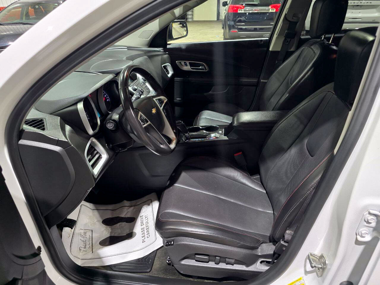 Used 2017 Chevrolet Equinox LT w/ Sport Edition AWD/4WD image 23