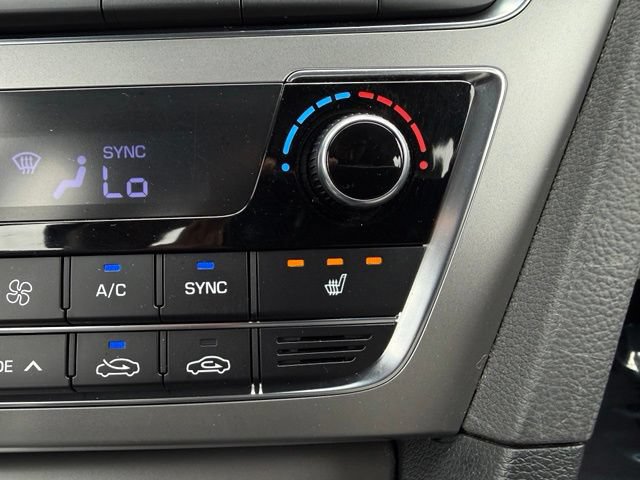 Used 2017 Hyundai Sonata Limited FWD image 30