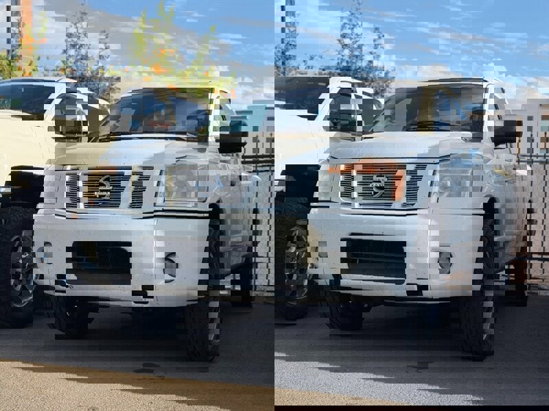 Used 2012 Nissan Titan SV w/ Sport Appearance Pkg RWD image 1