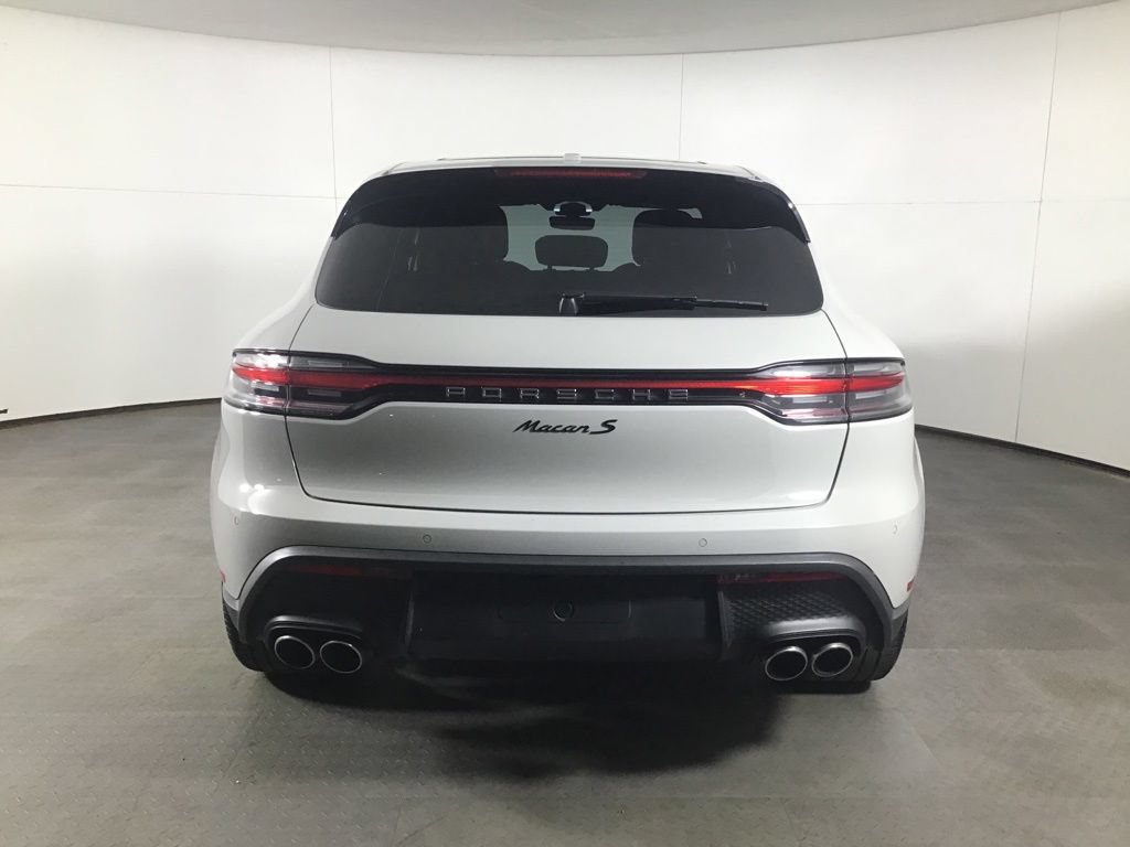 Certified 2023 Porsche Macan S AWD/4WD image 6