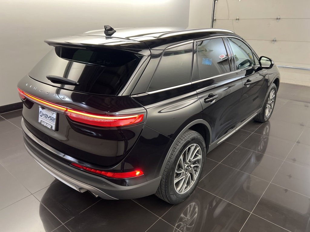 Used 2022 Lincoln Corsair AWD w/ Equipment Group 101A image 6