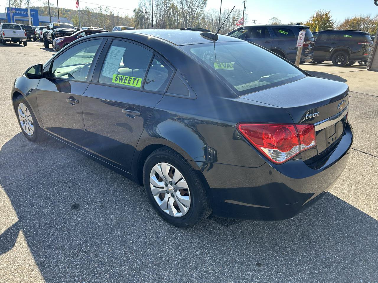 Used 2016 Chevrolet Cruze LS FWD image 7