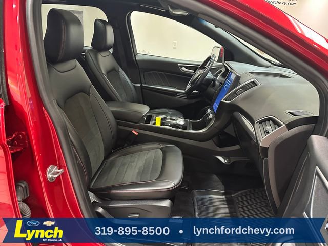 Used 2021 Ford Edge ST-Line FWD image 6