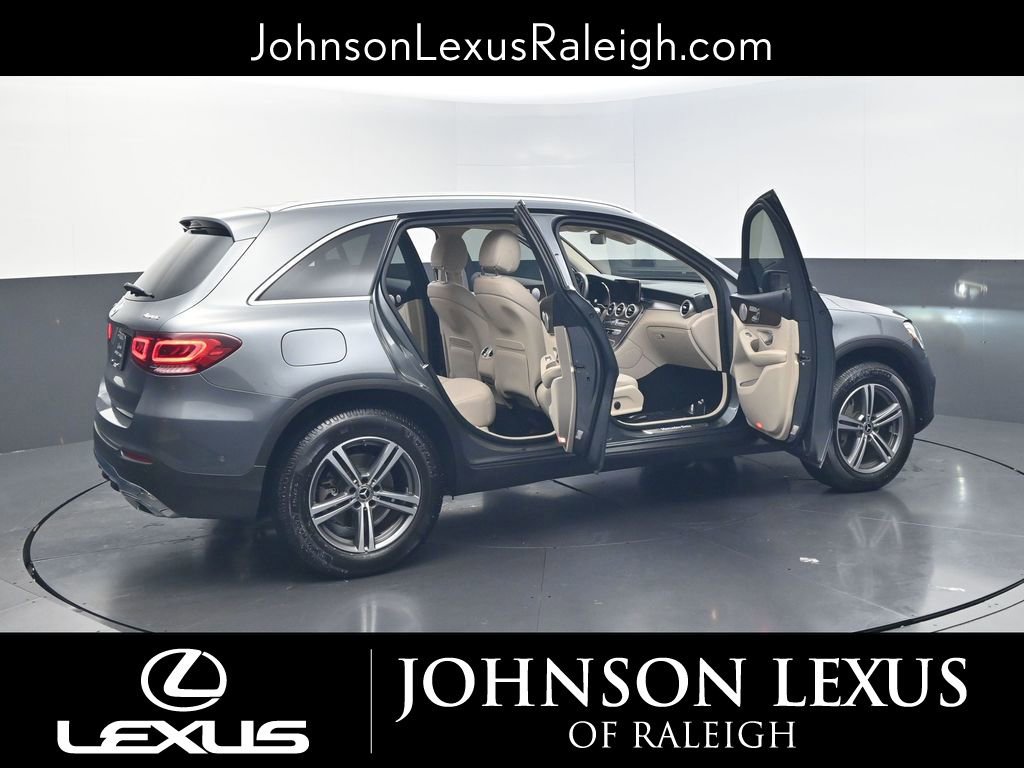 Used 2020 Mercedes-Benz GLC 300 4MATIC image 30