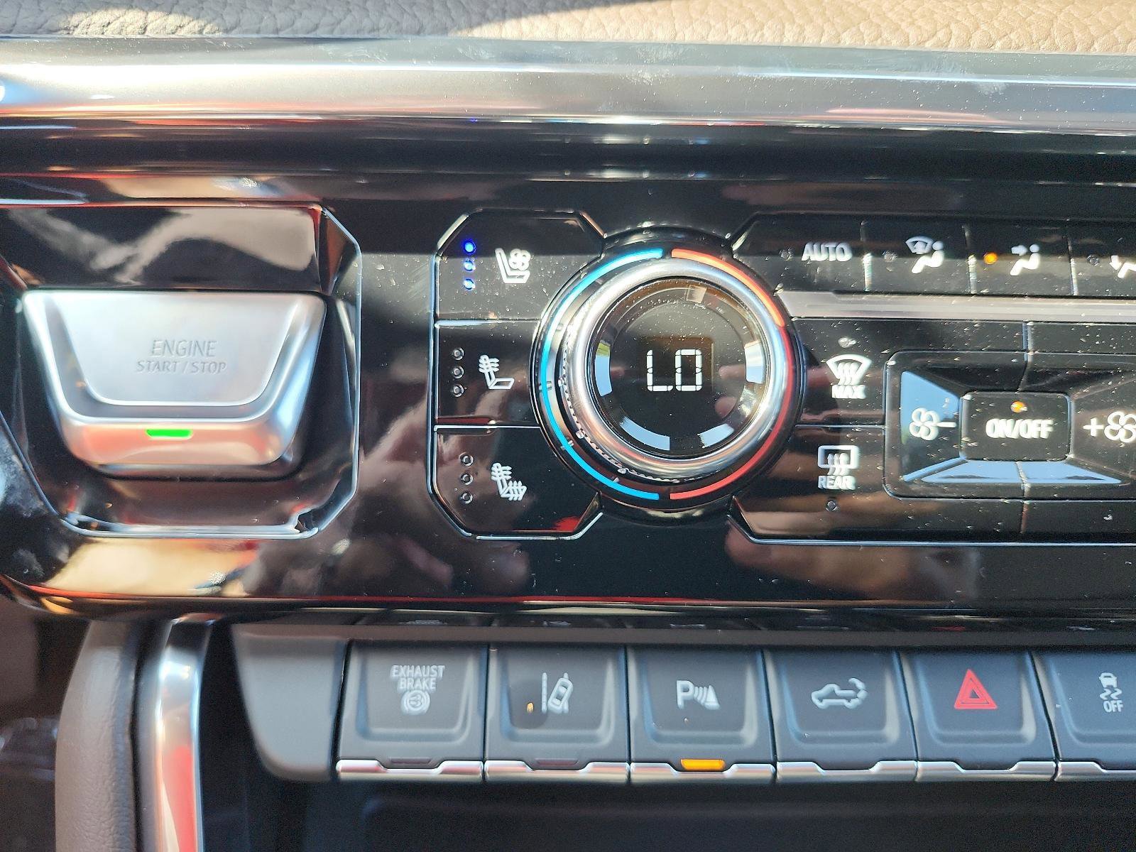 New 2026 GMC Sierra 2500 Denali w/ Denali Reserve Package image 18