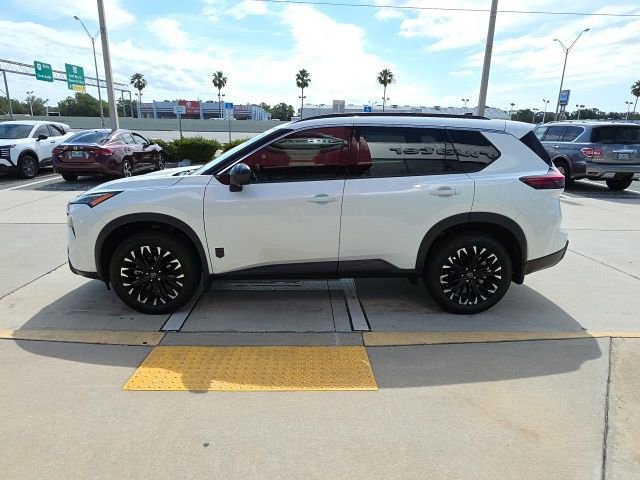 Used 2026 Nissan Rogue SV FWD image 7