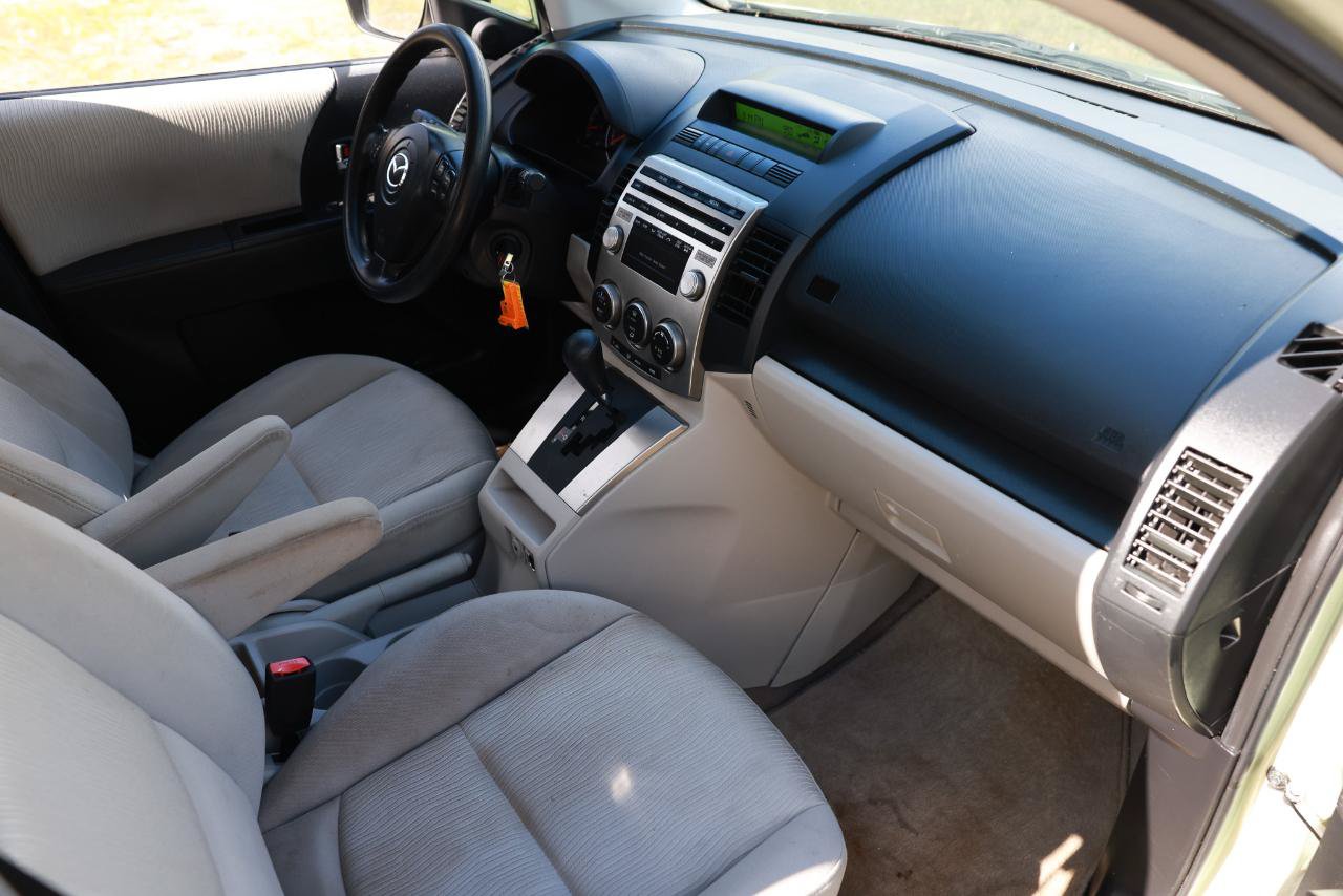 Used 2008 MAZDA MAZDA5 Sport FWD image 18