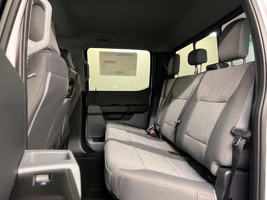 New 2026 Ford F550 4x4 Crew Cab image 25