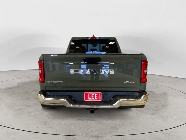 New 2026 RAM 1500 4x4 Crew Cab image 5