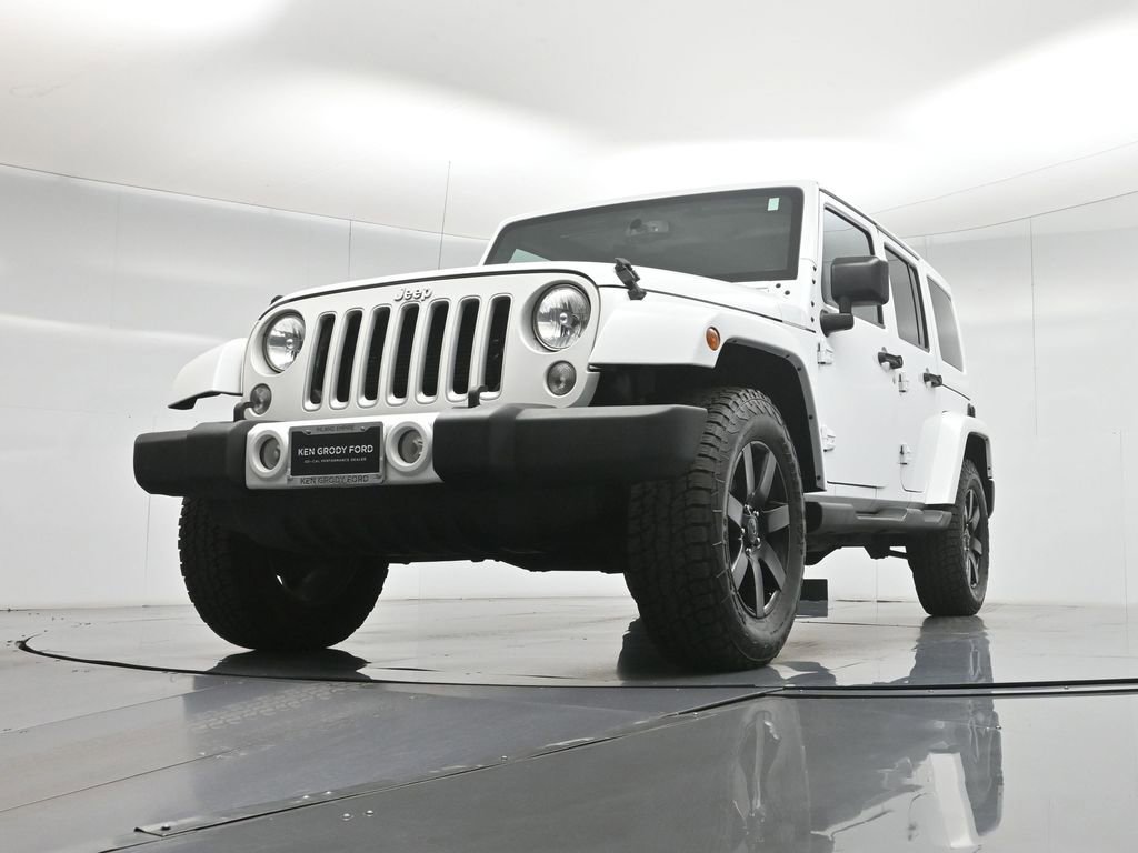 Used 2016 Jeep Wrangler Unlimited Sahara w/ Connectivity Group image 42
