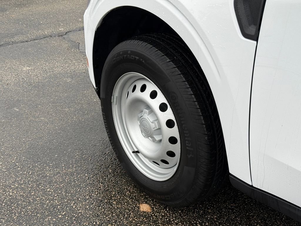 New 2025 Ford Maverick XL image 13