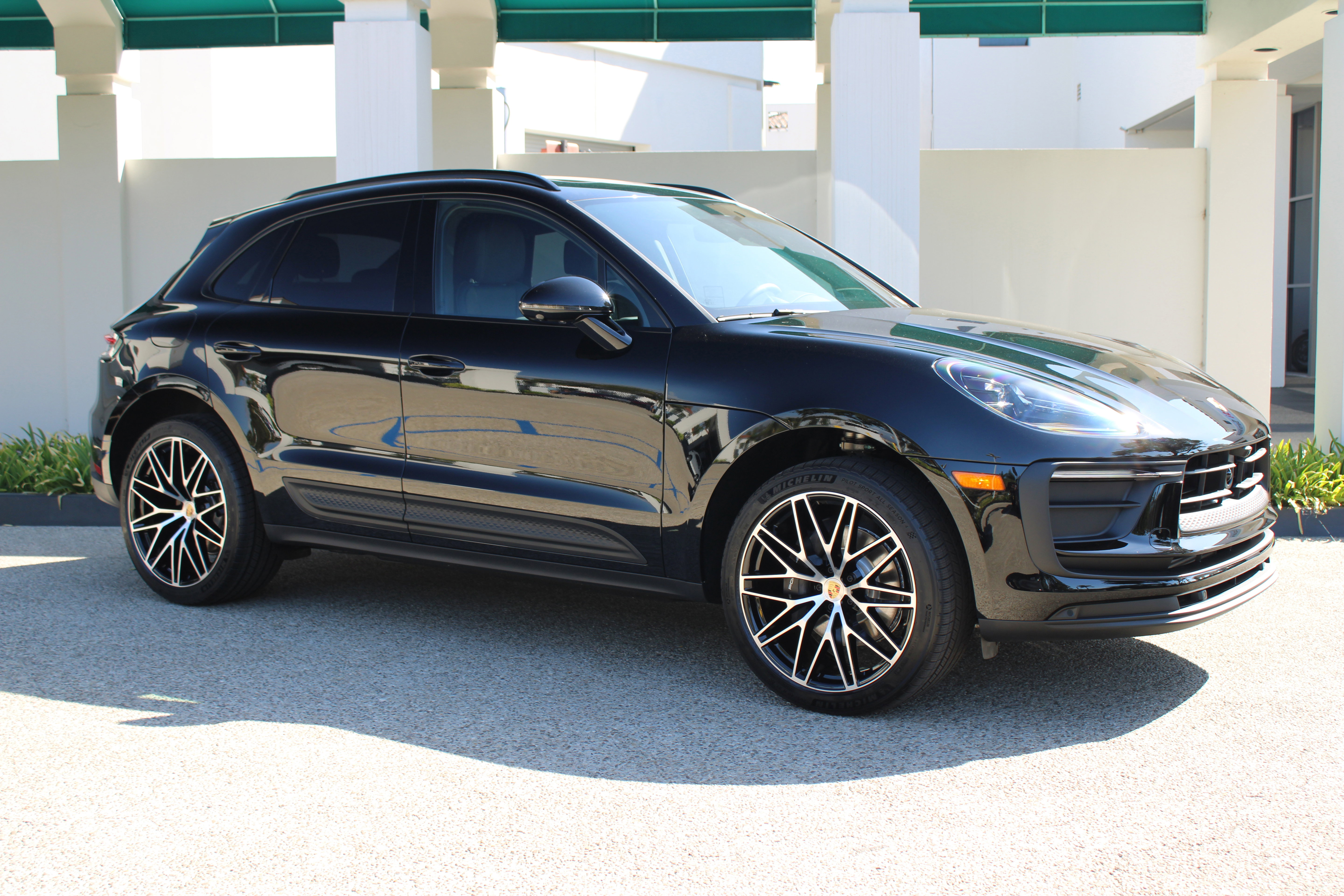 New 2026 Porsche Macan image 9