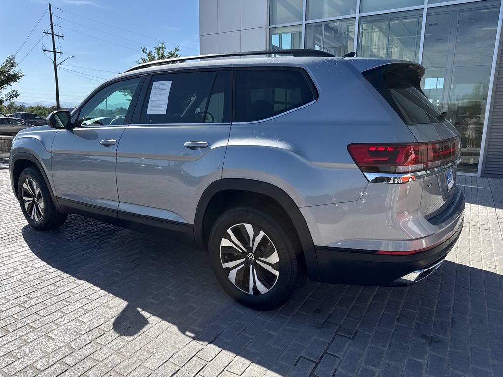 Certified 2026 Volkswagen Atlas SE AWD/4WD image 3