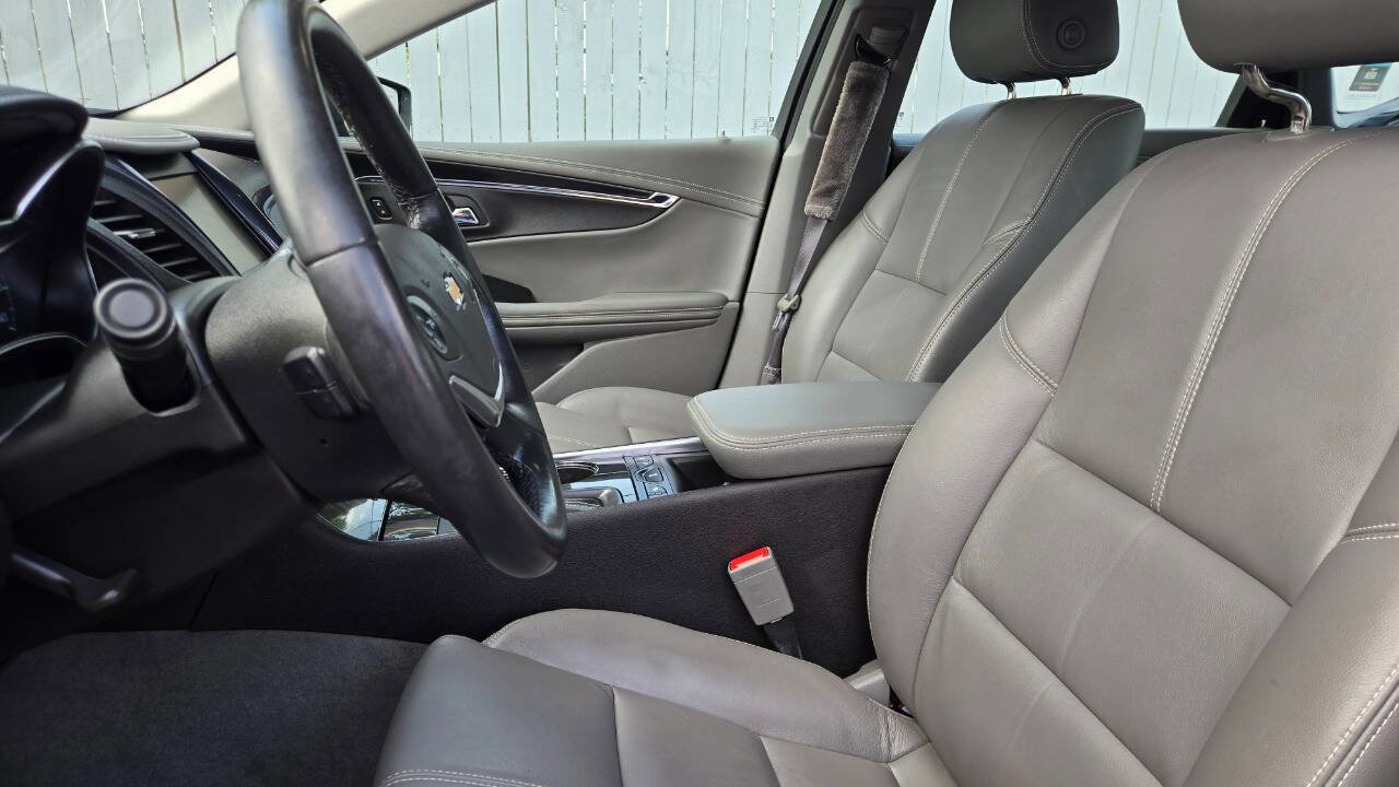 Used 2017 Chevrolet Impala LT w/ Leather Package image 9