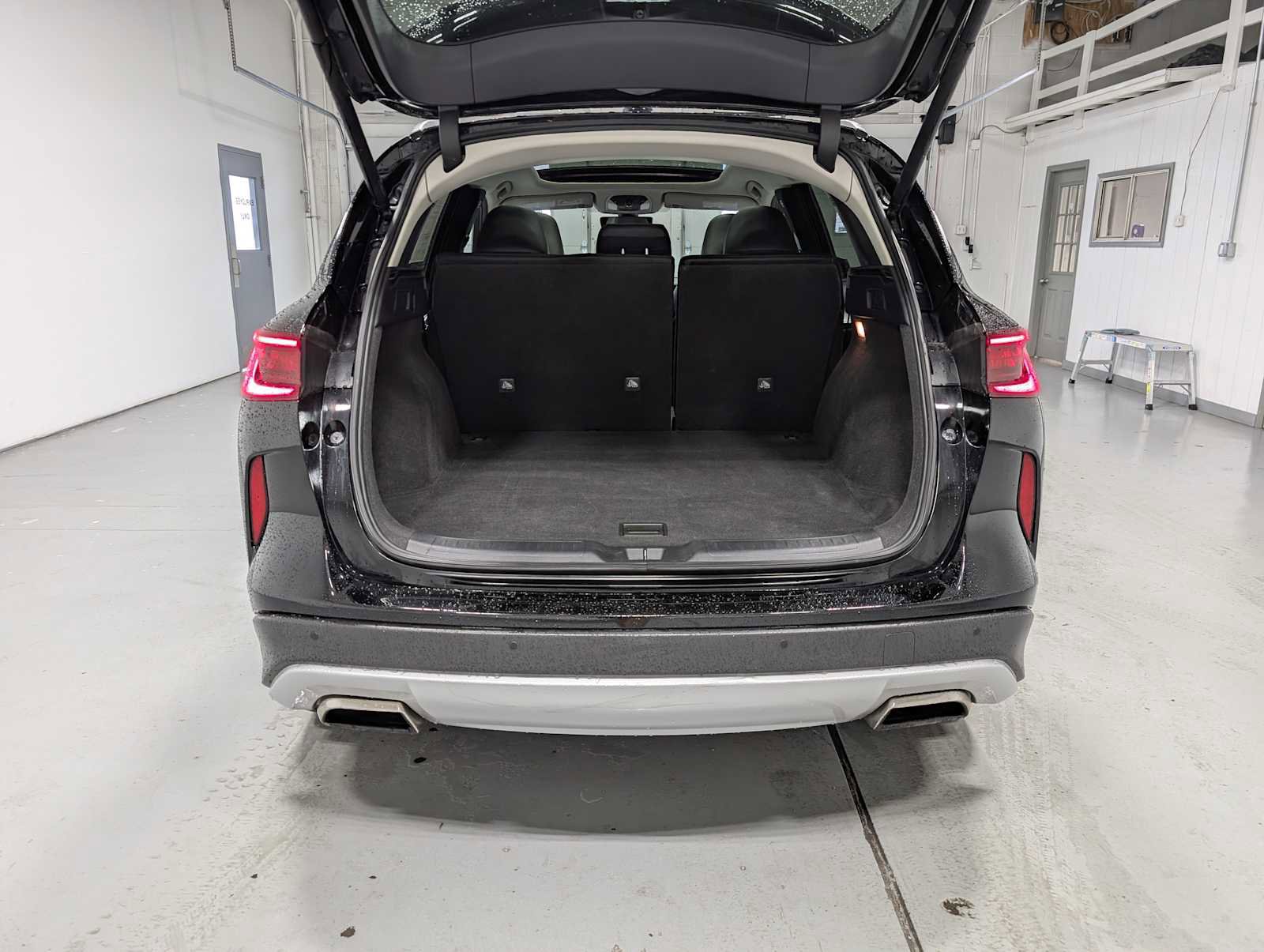 Used 2023 INFINITI QX50 Luxe AWD/4WD image 41